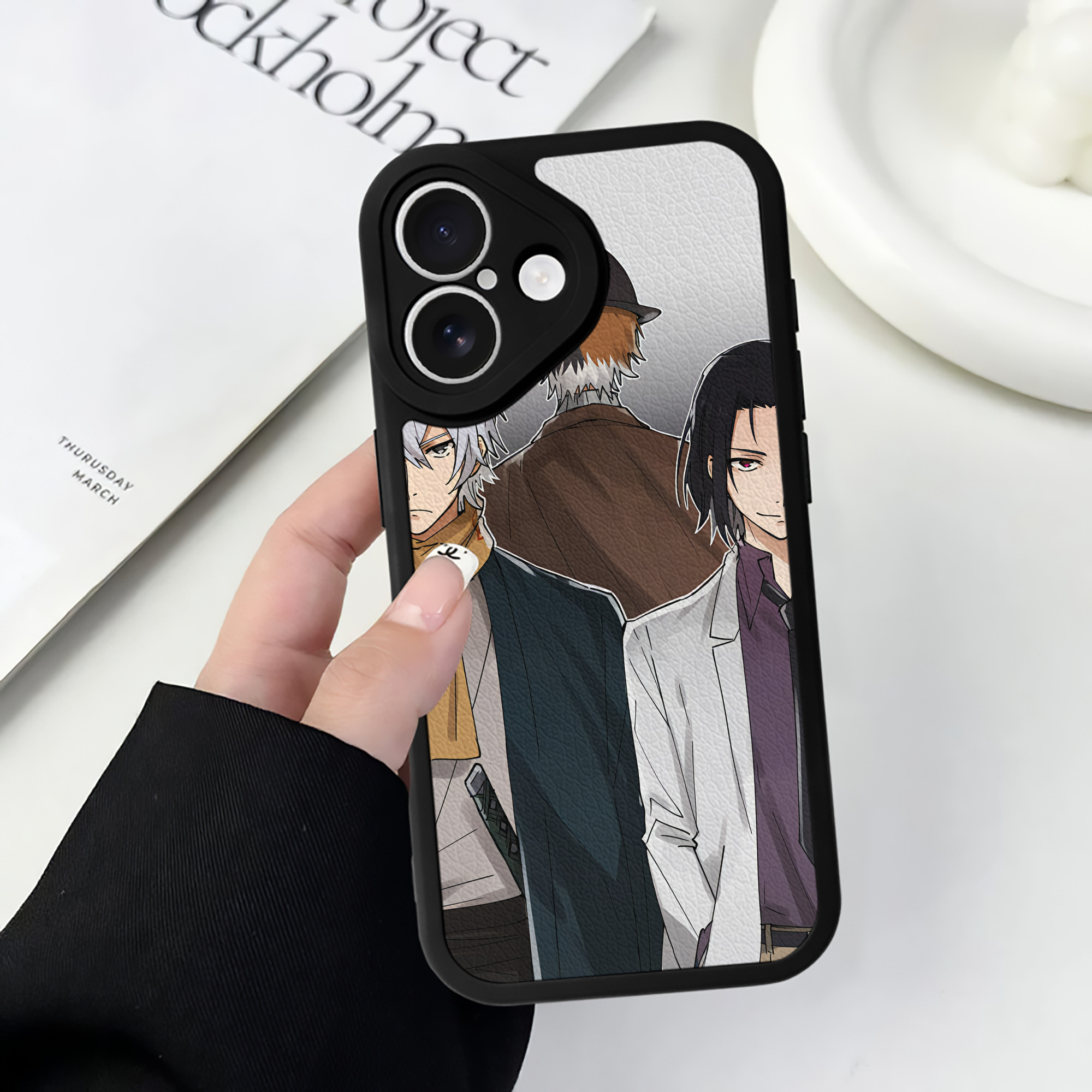 （画像用） 文豪ストレイドッグス Bungo Stray Dogs 【iPhone 16シリーズ対応】シリコンスマホケース（レザー調） 材質：シリコン